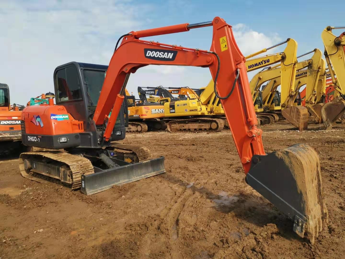 Yangma 4TNV94L Engine DH60-7 Doosan Crawler Excavator