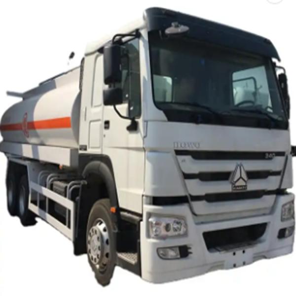 SINOTRUK SHACMAN Diesel Fuel Oil Tank Truck 20000 Liters Capacity 6x4 8x4 430HP