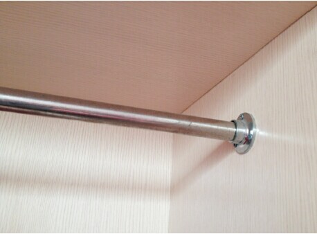 C039 Furniture connecting fittings:Flange