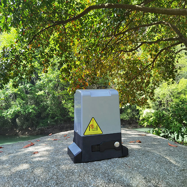 370W 600Kg Light Weight Sliding Gate Motor With Built In Control Board