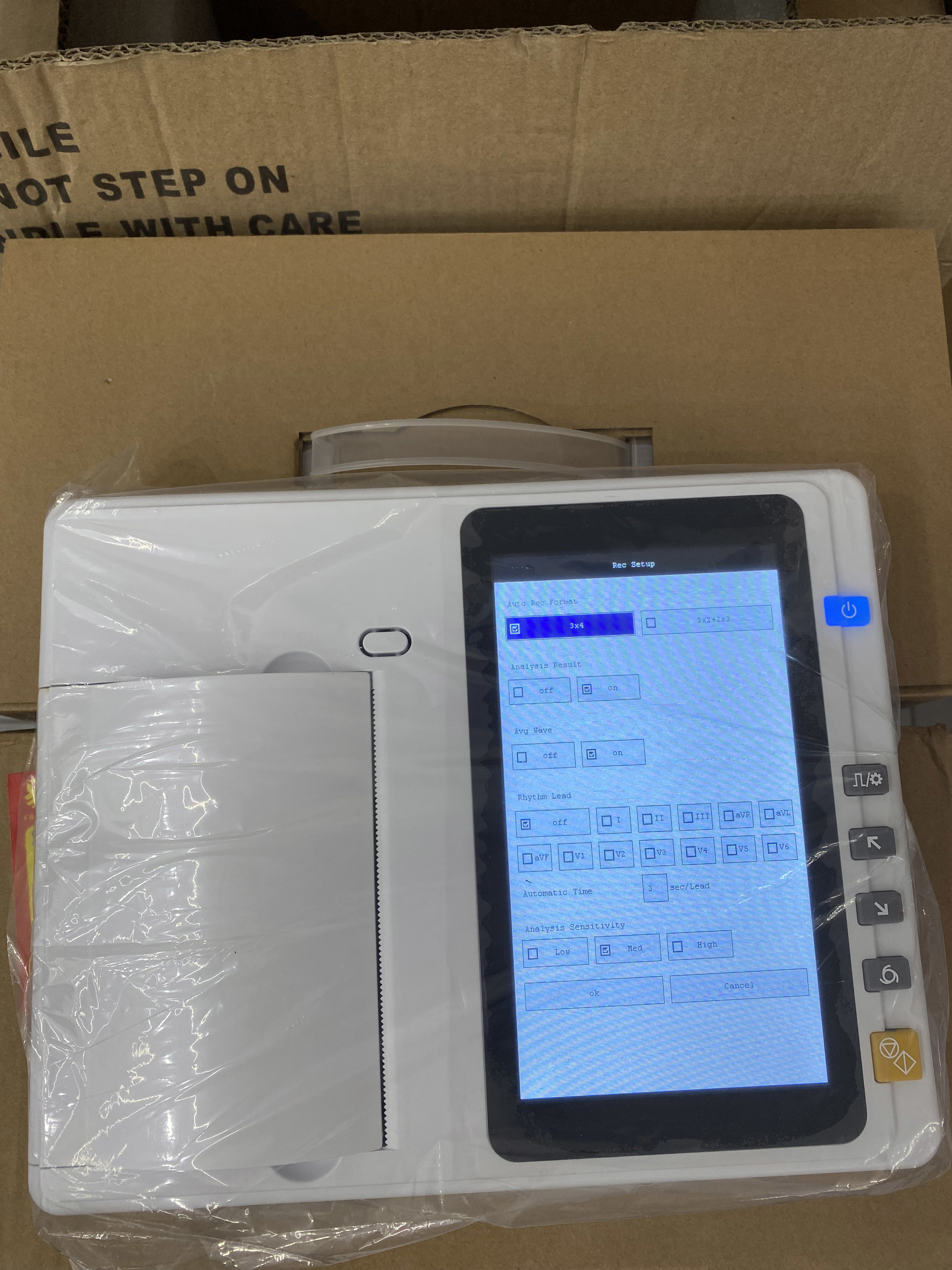 Portable Real time Analysis Digital Recording Medical ECG Machine 3/6 channel 12 Leads