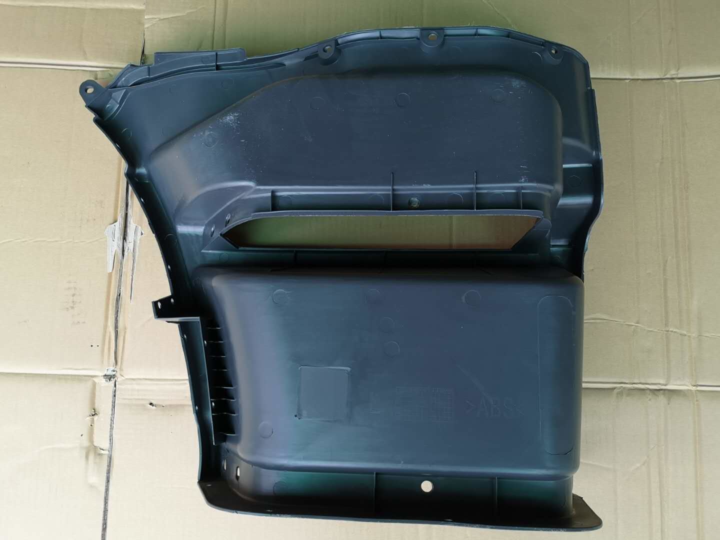Foot Step Seat Heavy Duty ISUZU Truck Parts 8981579350 Plastics Panel CYZ CYH Two Layer Side Step Closing