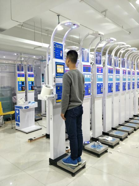 Medical height weight scales with fat mass , blood pressure, body water and BMI