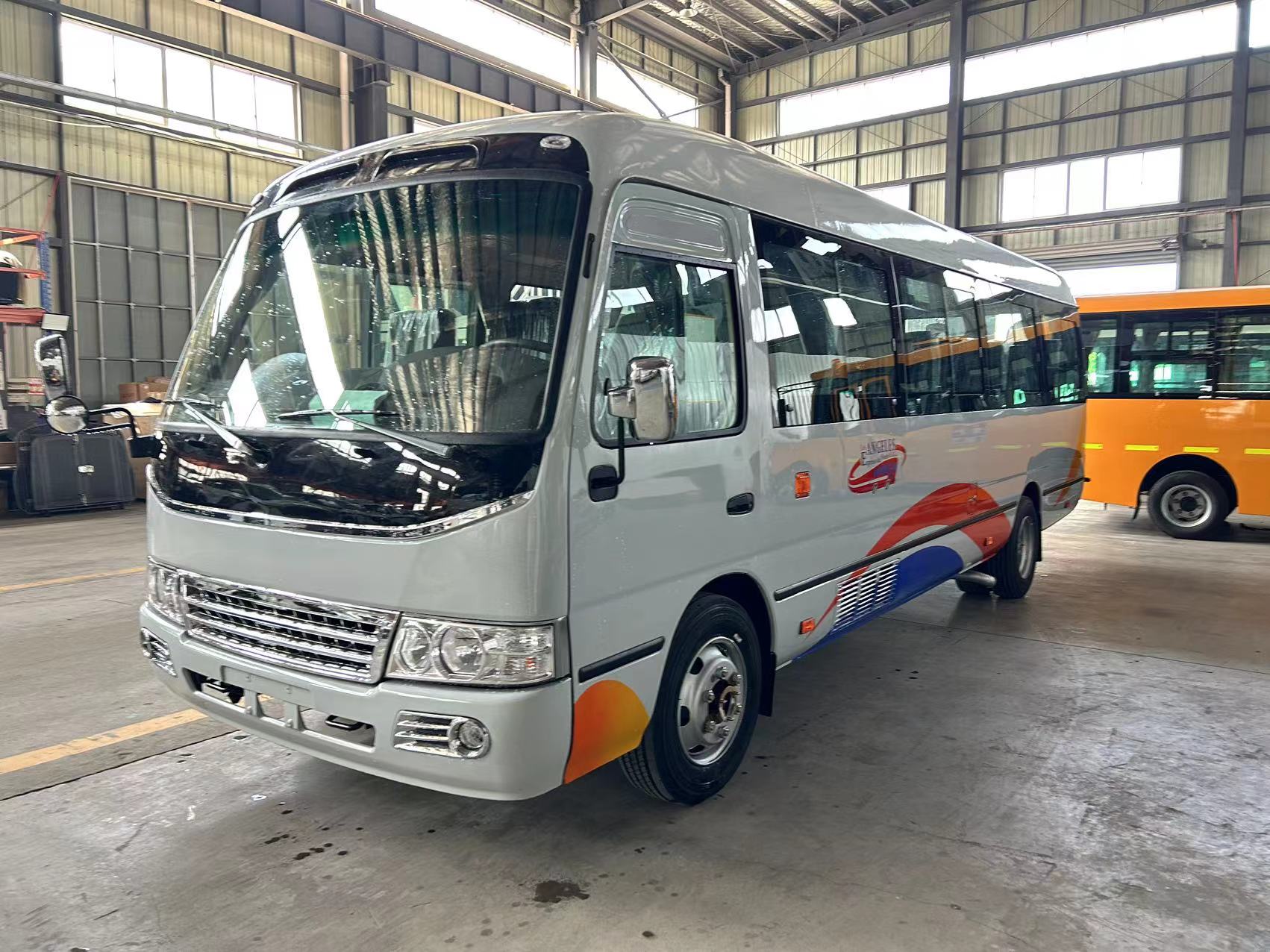 2024 Mini Bus 29 Passengers Cheap Mini Bus New Mudan Coaster In China
