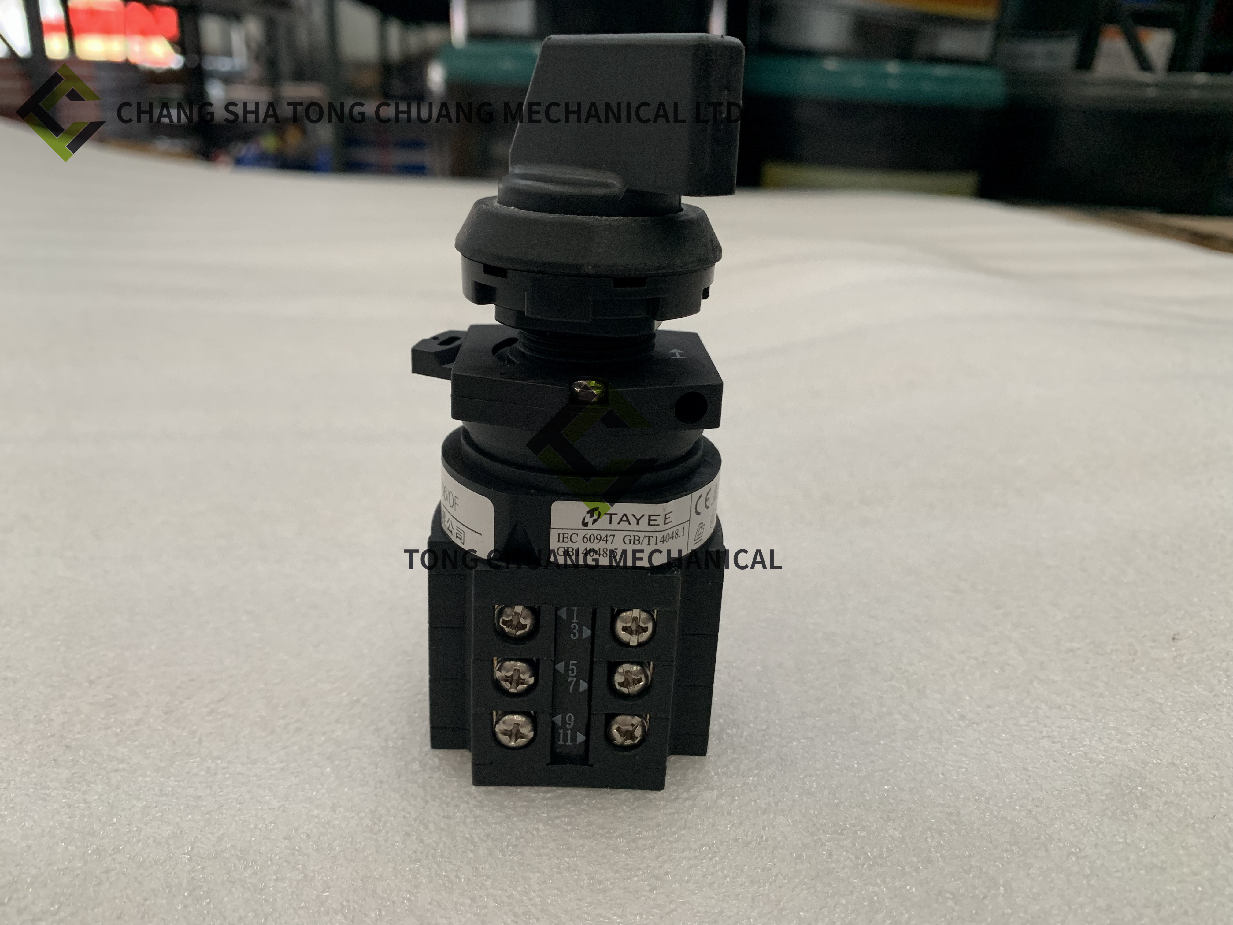 Zoomlion concrete pump truck spare parts Operation mode selector switch 50044082 IEC60947GB