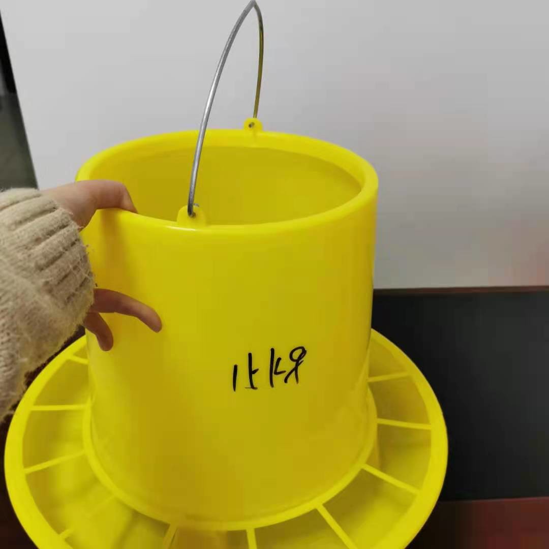Automatic 15kg Poultry Feeder Drinker Chicken Watering