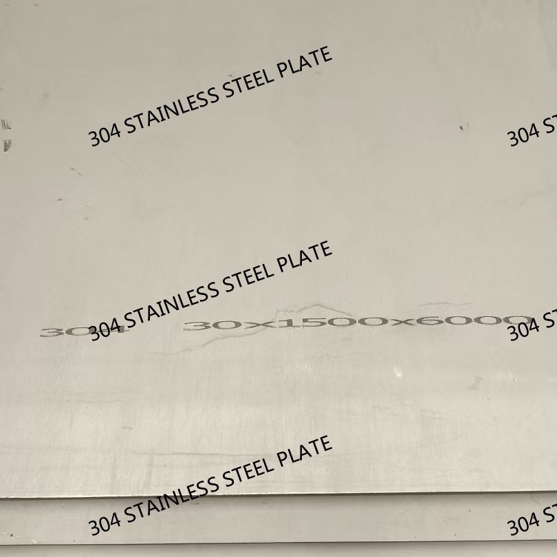 ASTM A240 304 Hot Rolled Stainless Steel Plate High Strength Heat-Resistant For Heat Exchangers Equipment