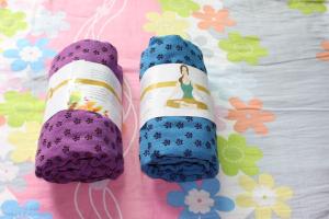 Wholesale microfiber yoga mat towel with customer label for sale from china suppliers