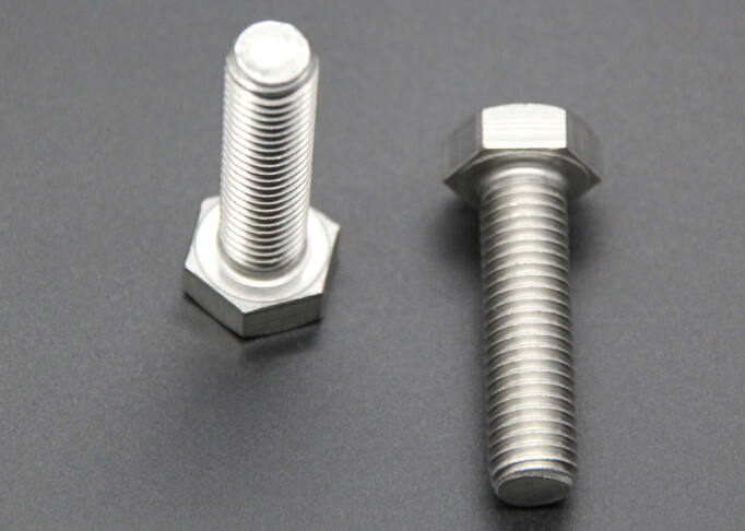 DIN 933 M4X16 8.8 Carbon Steel Threaded Rod , Full Thread Hex Bolt ISO 4017