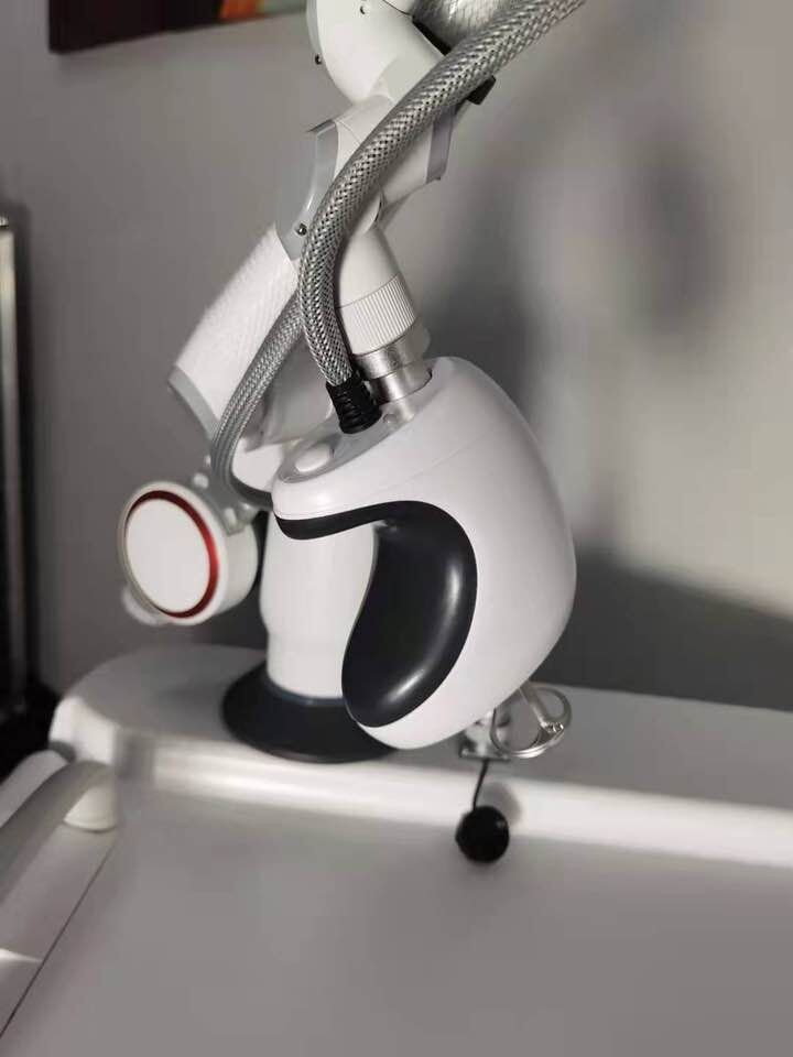Fotona 4d Pro 2940 Nm Erbium Yag Laser And 1064 Nm Nd Yag Laser Machine