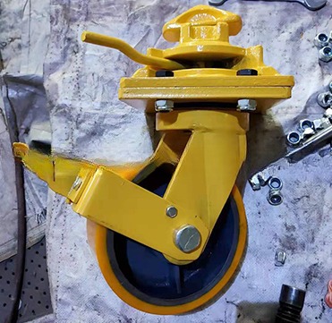 15tons 30tons 4pcs Rubber Super Shipping Container Lifting Caster with Twistlock Office Building Upgrade Projects in Grey