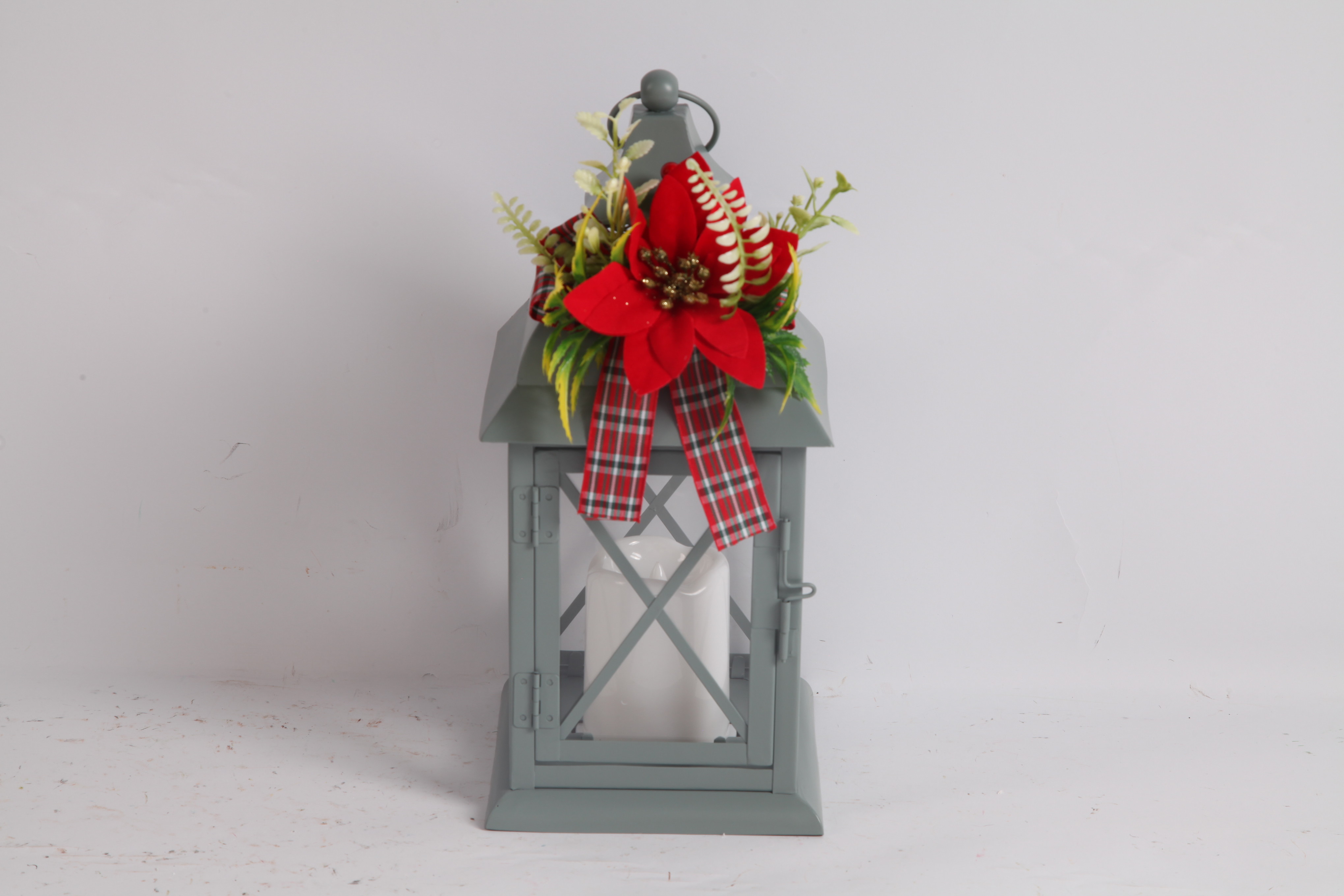 Christmas Lanterns Indoor Outdoor Metal Decorations Electronic Candles