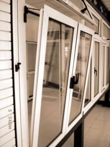 Wholesale Double/Single Swing Aluminum Tilt &amp; Turn Casement Awning Windows from china suppliers
