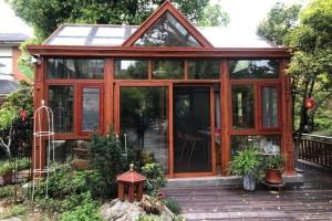 Wholesale 1.2mm Soundproof EPDM Sealing Aluminium Frame Glass House from china suppliers