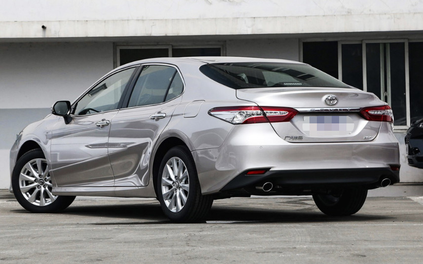 New/Used Cars Supplier Toyota Camry 2019 2.0G Upgrade Medium Car 5 Seats Gasoline China Professional Vehicle Exporter