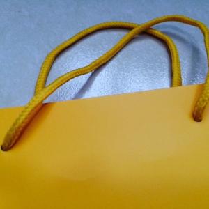 Wholesale cheap paper shopping bags, glossy paper shopping bags from china suppliers