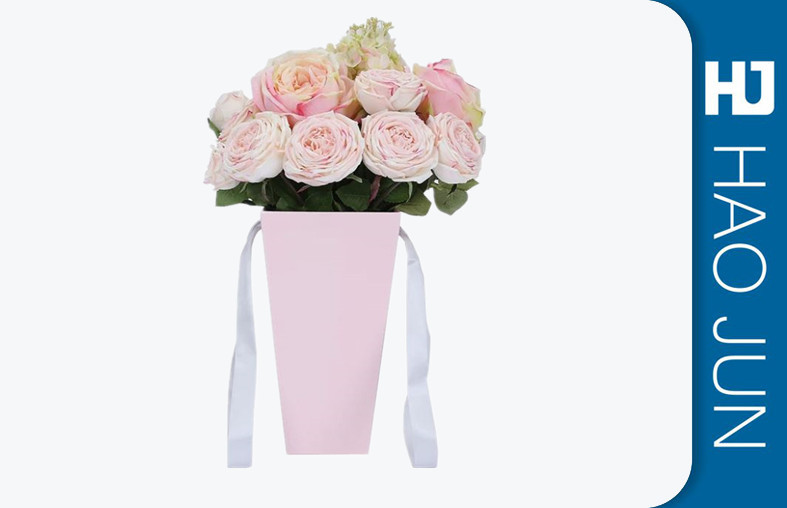 Romantic Round Cardboard Boxes For Flower Arrangements With Ribbon