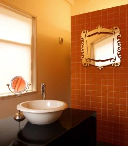 Wholesale Home Decoration Wall Mirror Sticker Shatterproof For Bathroom from china suppliers