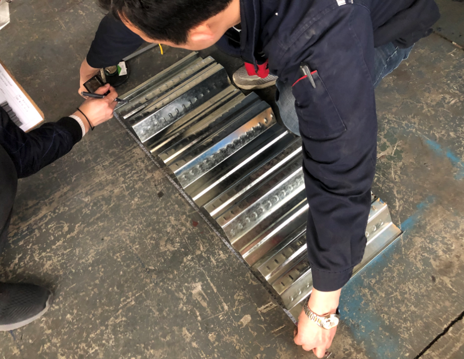 Testing of metal decking machine