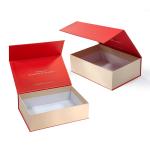 Custom Luxury Red Magnetic Clamshell Christmas Theme Gift Box Bio-Degradable