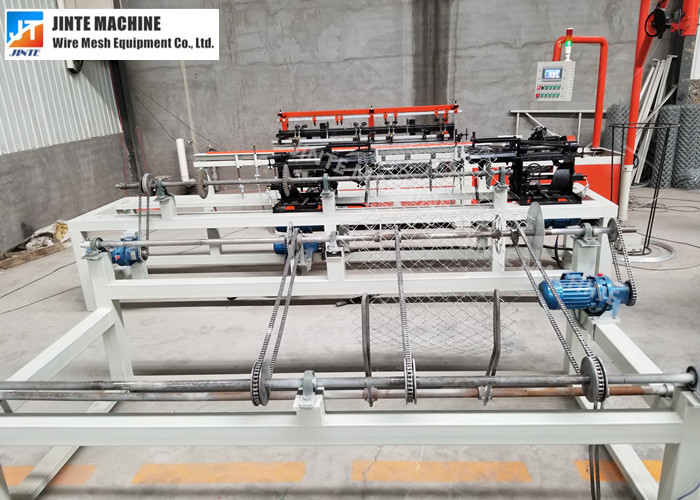 Fully automatic chain link fence wire mesh fencing machine for diamond wire mesh