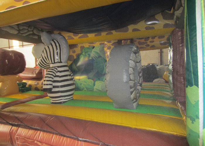Forest themed inflatable safari park combo China inflatable safari combo animals combo