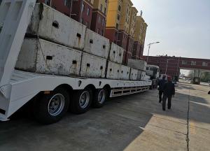 Wholesale Special Design 80-100ton Loading Capacity Self-dumping 3 Axle Lowbed Low Loader Trailer from china suppliers