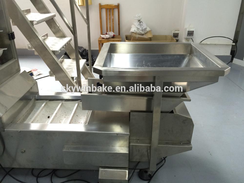 ISO9001 Pillow Seal Bag Vertical Packaging Machine / Cookie Packing Machine