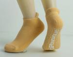 Fashion Green Cotton Blend Yoga Grip Socks For Adult Casual Type Yoga Socks