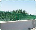 Roadway Safety Galvanized Powder Coated Anti-Glare Barbed Wire Fence For