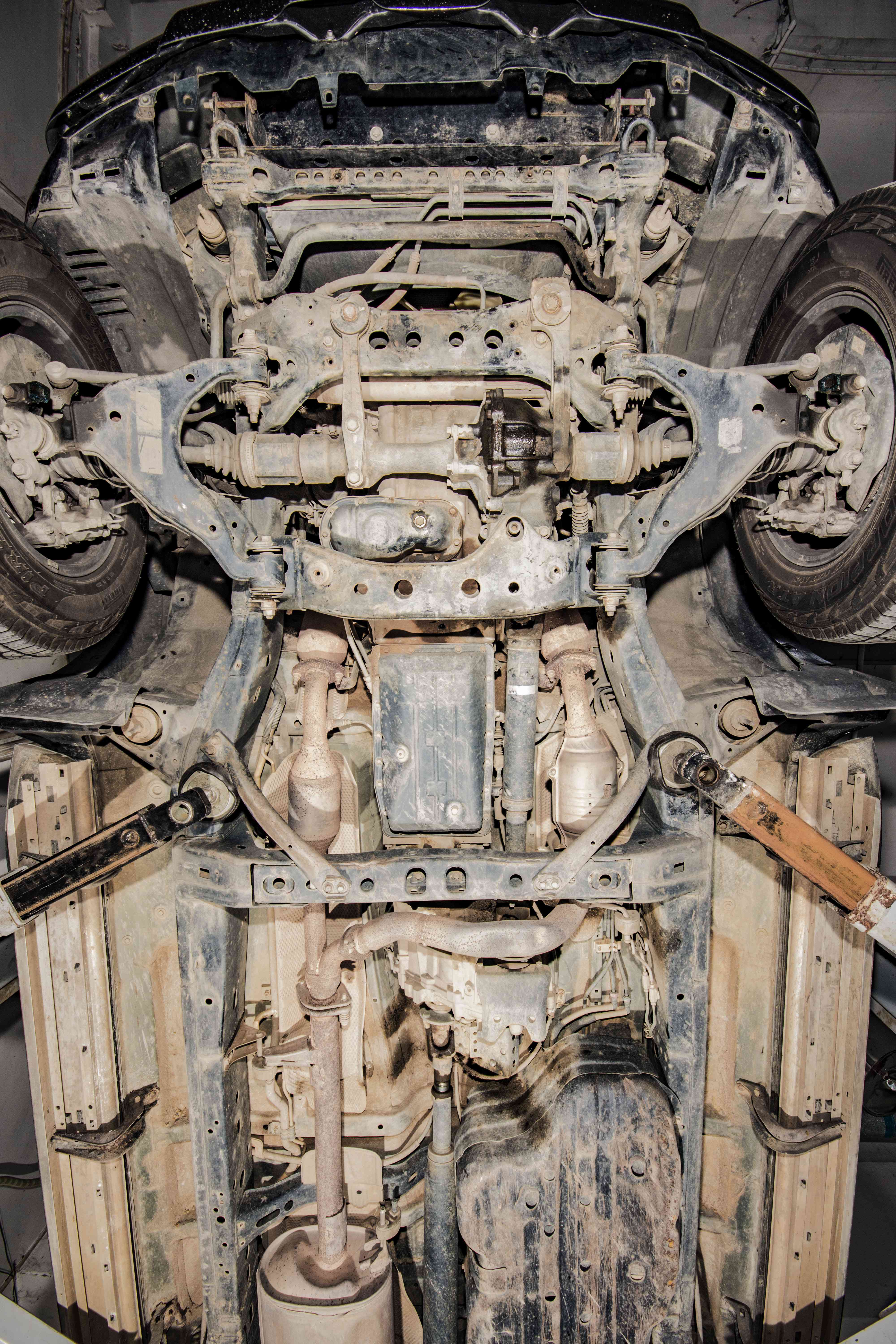 Car Model Toyota Prado LC120 3D Skid Plate for Fuel Tank and Transfer Case