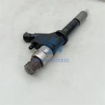 Diesel Engine Parts Fuel Injector VG1038080007 095000-8871 Injectors