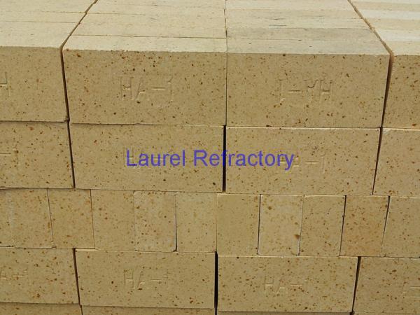 Quality High Alumina Refractory Fire Bricks For Ceramic Tunnel Kiln , Iron Making Furnaces Firebrick for sale