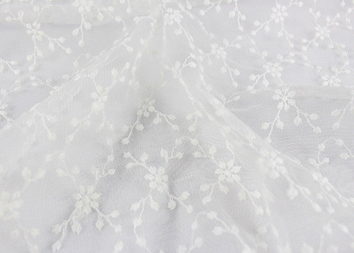 Beautiful Embroidered Lace Fabric Scalloped Edge Lace Fabric For Ivory Wedding Dresses
