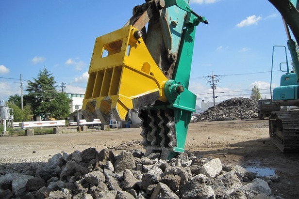 Excavator attachment demolition tools small rock crusher company