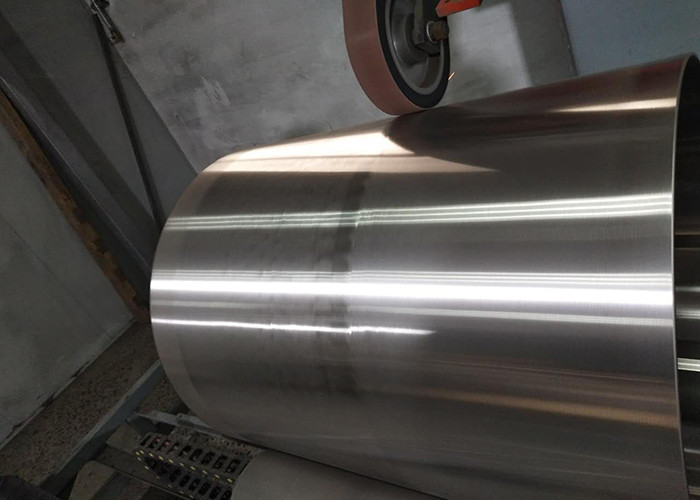 380v/50-60HZ Abrasive Belt Grinding Machine 5300x1600x4500mm Size For Metal Storage Tank