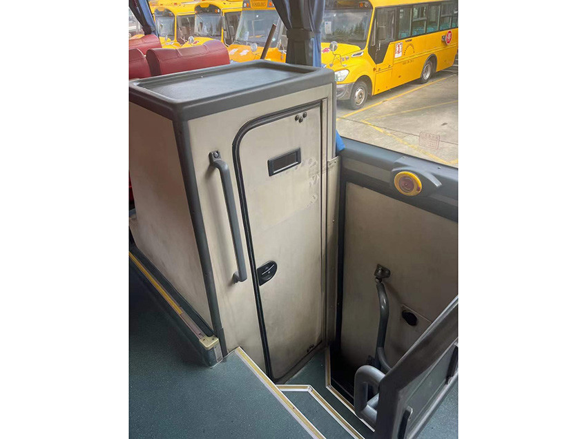 47 Seats Used Tour Bus Left Hand Drive Euro 4 Used Higer Bus