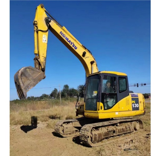 13T Second Hand Medium Sized Komatsu PC130 Excavator Operating Weight 12600 Komatsu