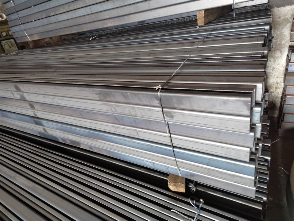Enclosed Heavy Duty Conveyor Chain Overhead For Powder Coating Oven Line