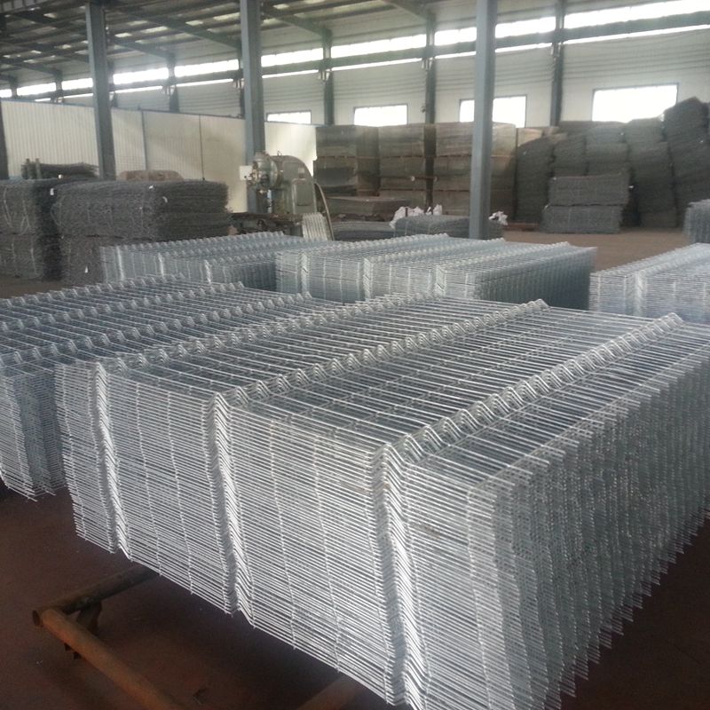 1.53m Height Galvanized Welded Wire Mesh Fence For Construction Site