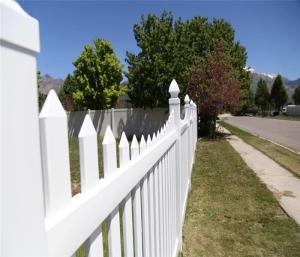 Wholesale White Rigid Vinyl Picket Fence HDPE Picket Fence UV Resistance Picket Fence from china suppliers