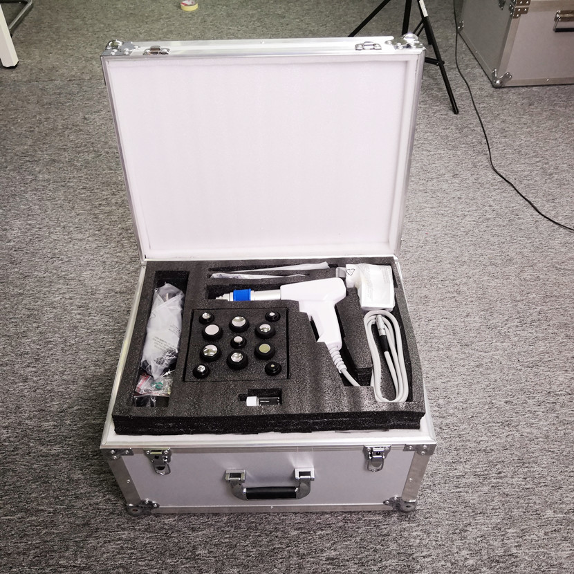 Extracorporeal Air Pressure Therapy Machine Acoustic Wave Type For Sports Injury Recovery