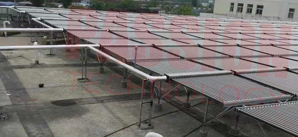 Vacuum Tube Hot Water Non Pressure Solar Collector , Hotel Bathroom Heating Collector
