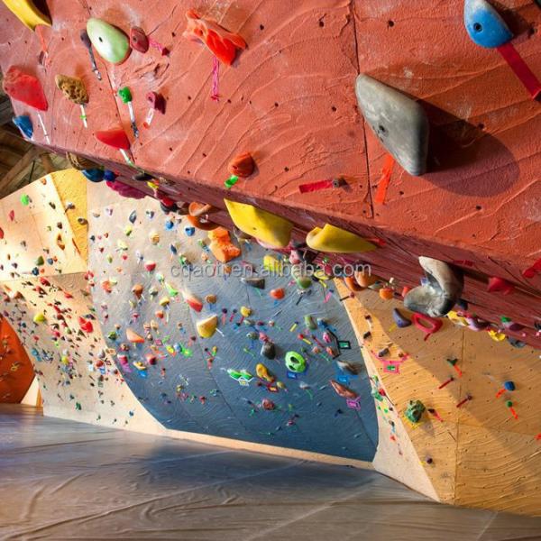 Max Capacity 100-500kg Bouldering Rock Climbing Walls Durable and Versatile for