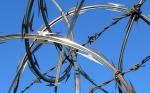 Razor Fencing Wire Bto-22 Hot Dipped Galvanized Concertina Razor Wire