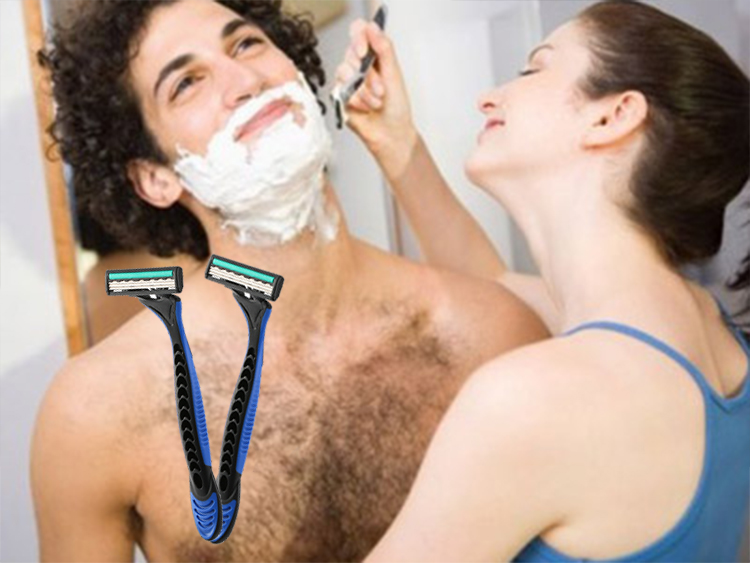 Triple Stainless Blade Men'S Disposable Razors For A Superior Closer Shave