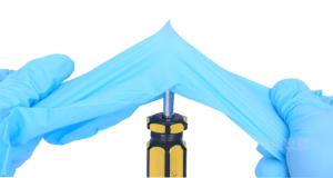 Wholesale Light Safeskin Purple Nitrile Exam Gloves Latex Free ISO Approved from china suppliers