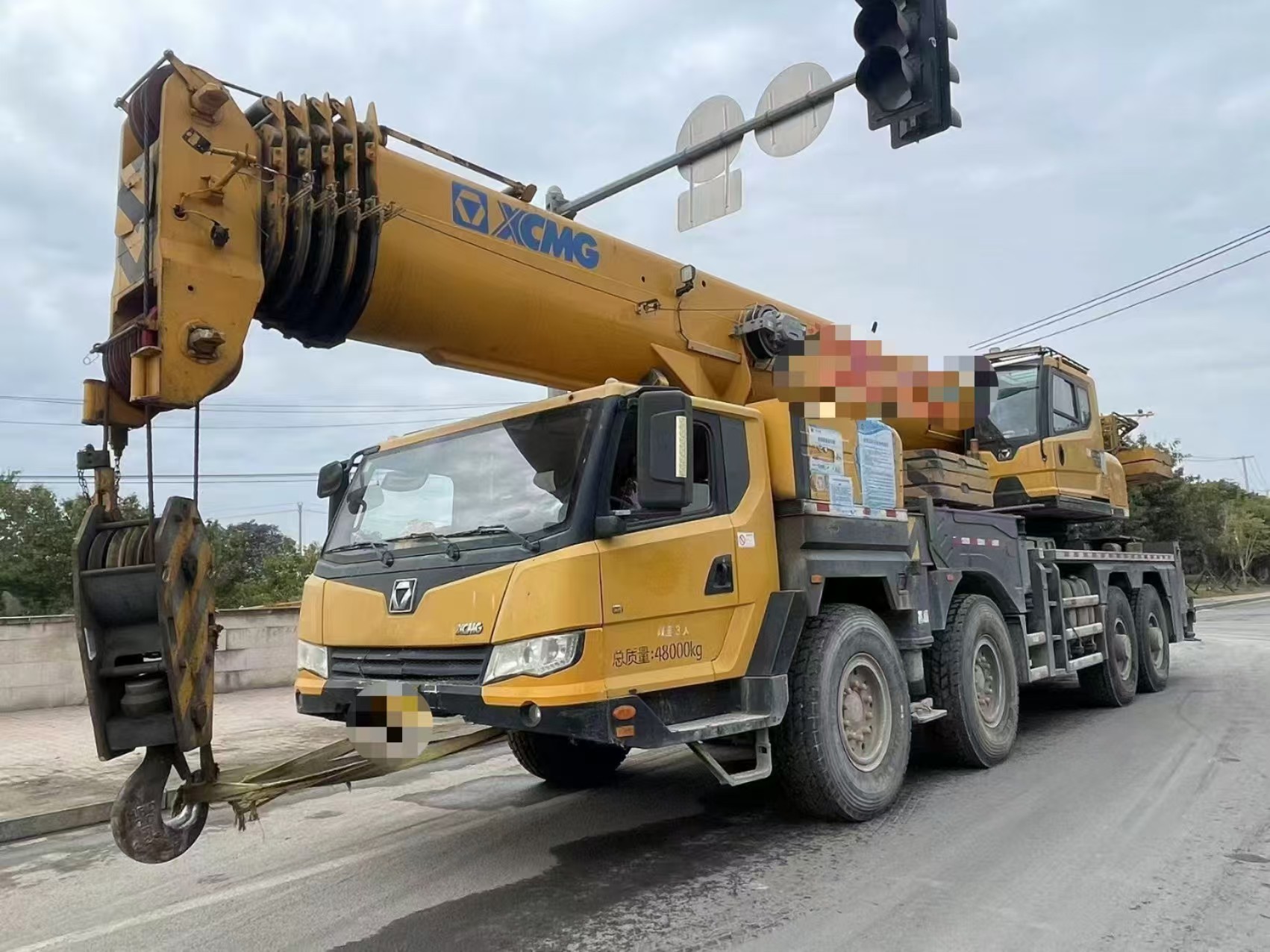 2019 Used XC MG Mobile Truck Crane 80 Tons, Crane Jib length 55 meters