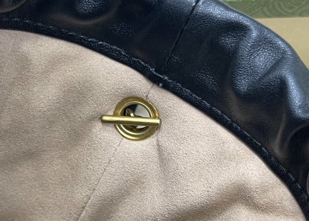 GG Marmont Mini Bucket Bag Authentic Cowhide Outside Two Splicing Colors