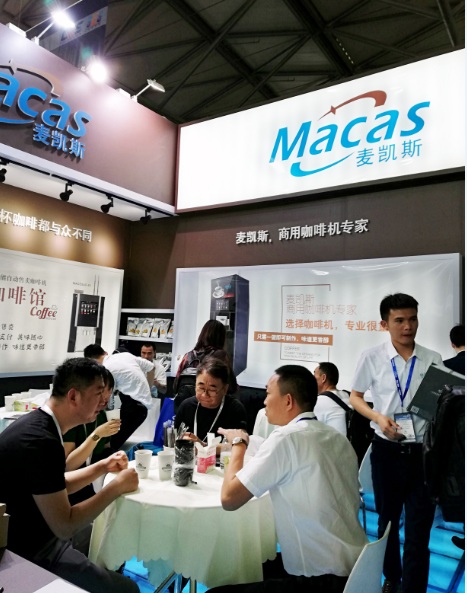 Sheet Metal Tempered Glass Espresso Coffee Vending Machine With Payment System